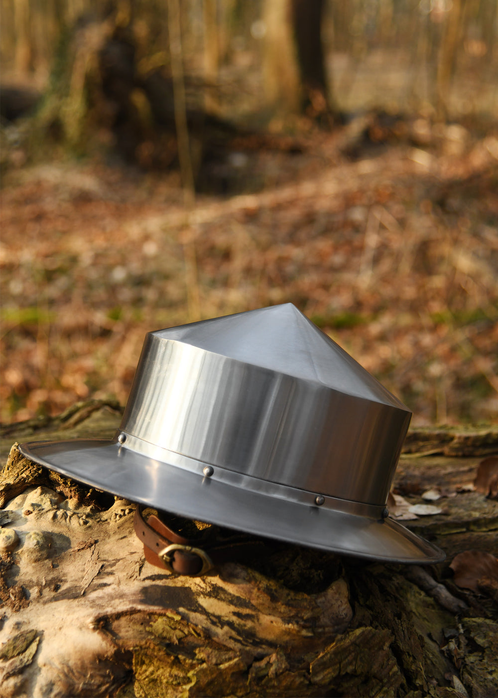 Eisenhut, 13. Jh., 1,6 mm Stahl