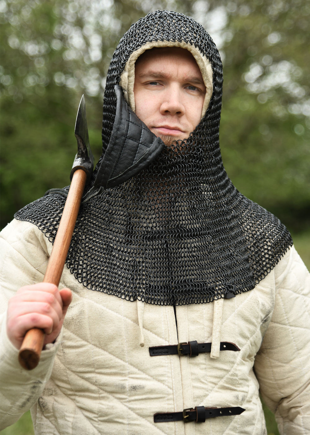 Kettenhaube mit dreieckigem Mundschutz, ID8mm, brüniert