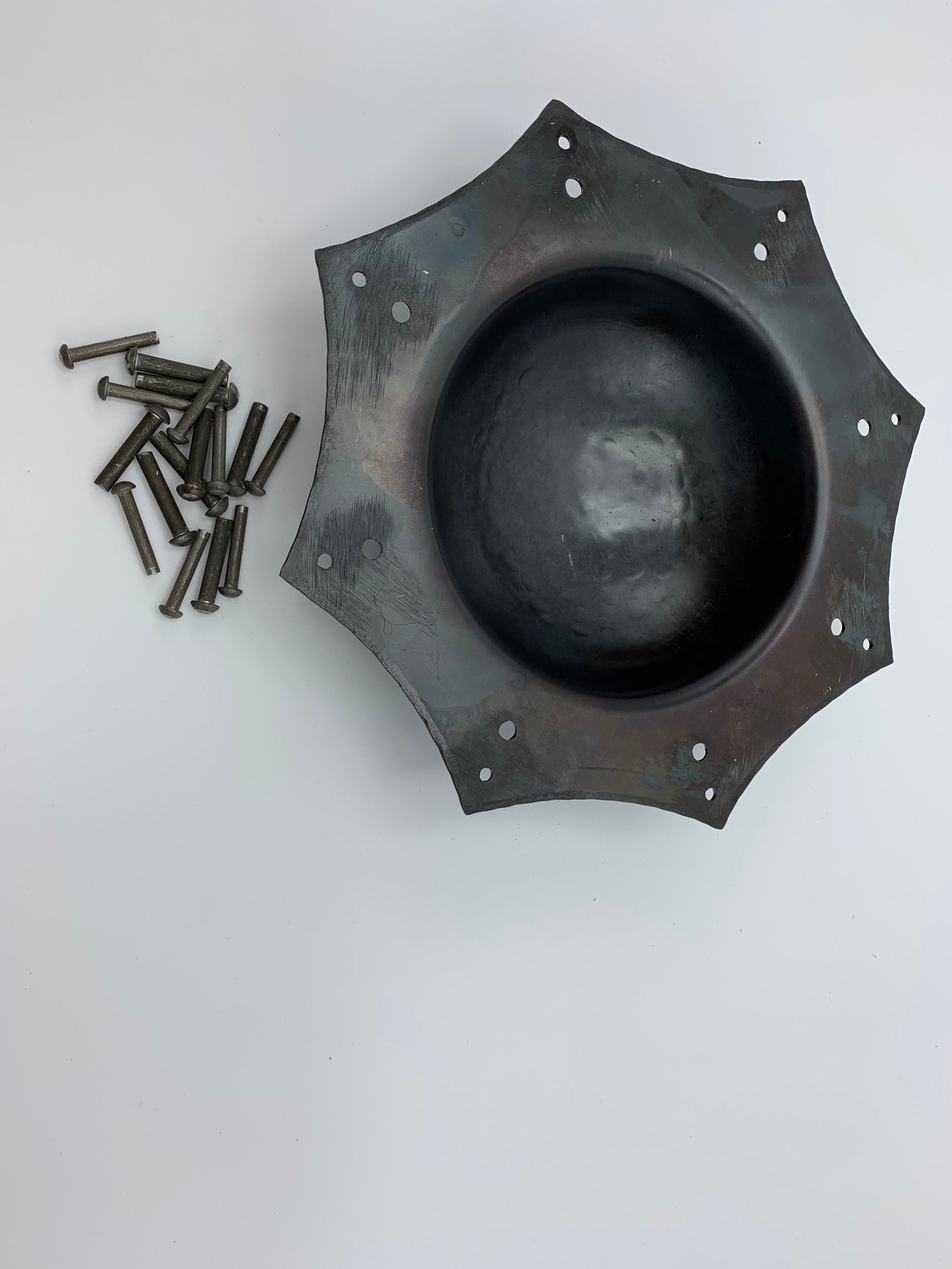 Schildbuckel mit Zierkrempe