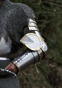 Komplettes Armzeug, Spätmittelalter