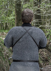 Mittelalterlicher Brustpanzer, Stahl für Schaukampf