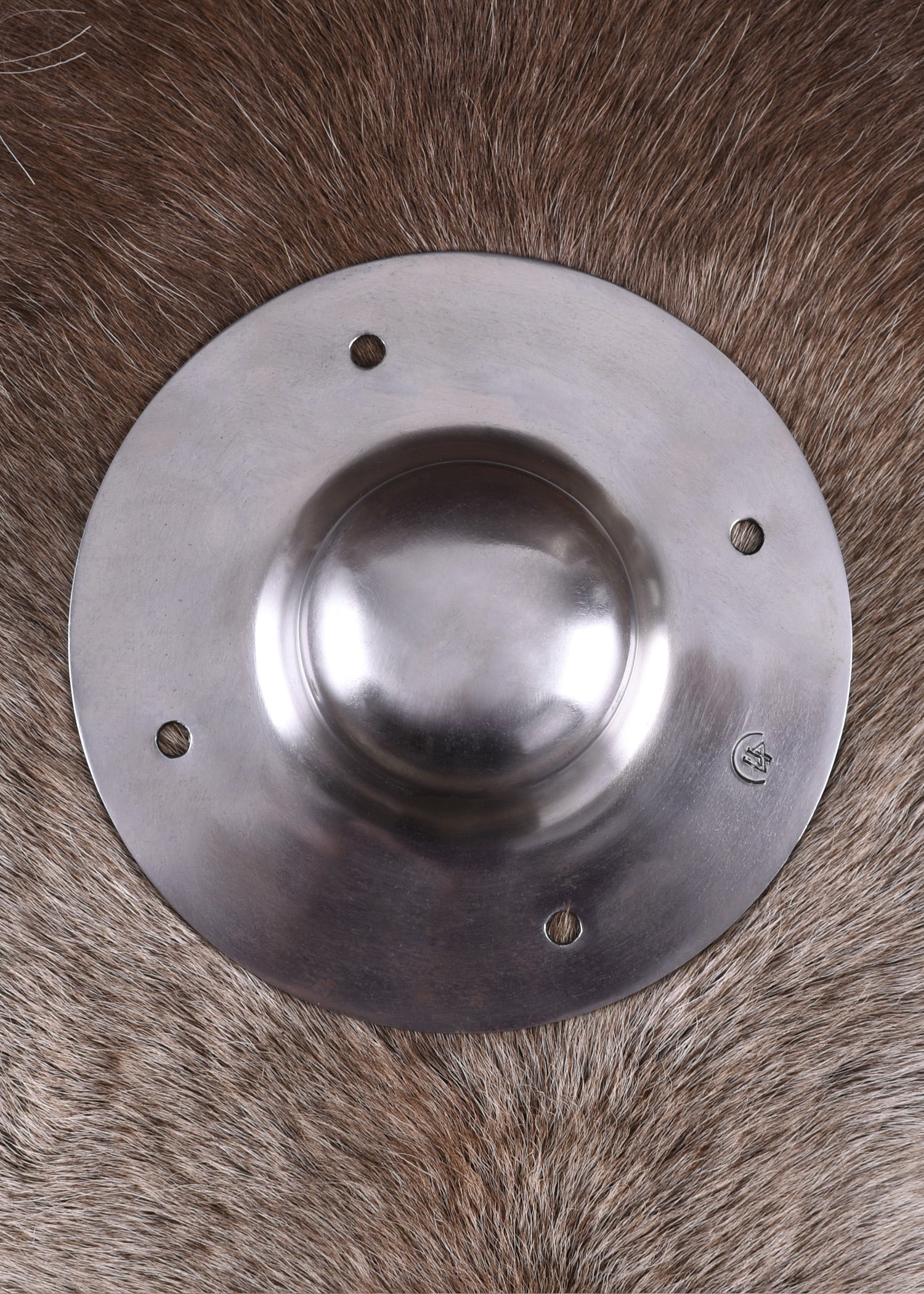Normannischer Schildbuckel, mit Nieten, 2 mm Stahl