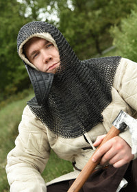 Kettenhaube mit dreieckigem Mundschutz, ID8mm, brüniert