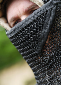 Kettenhaube mit dreieckigem Mundschutz, ID8mm, brüniert