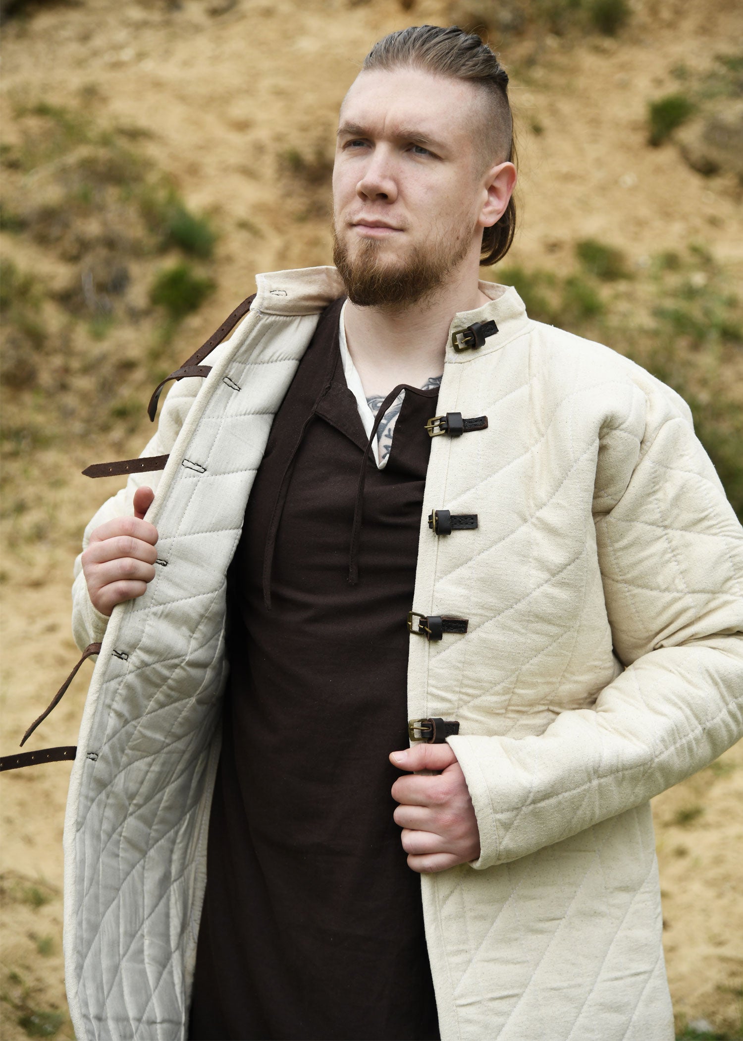 Gambeson mit Schnallen, natur