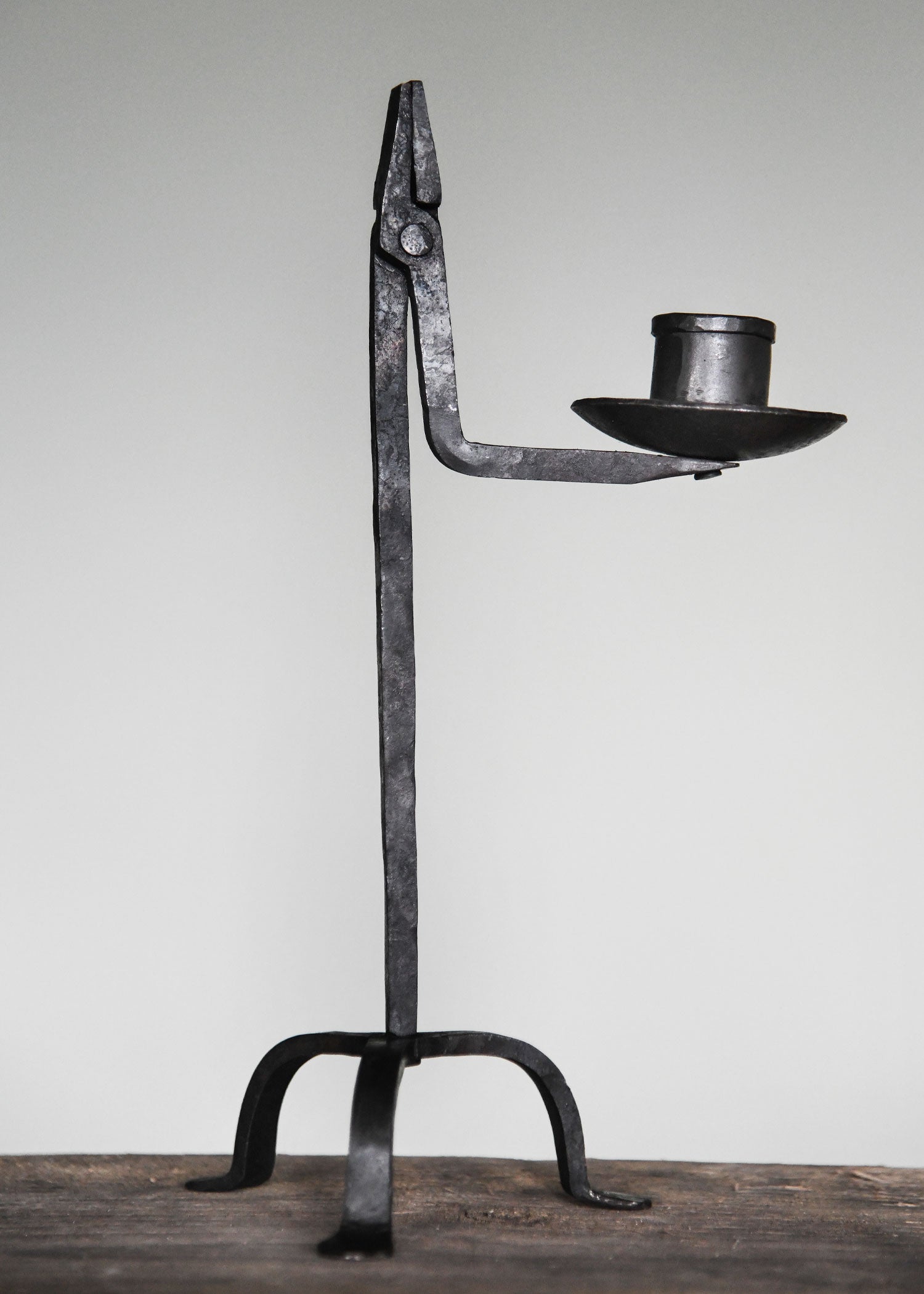 Mittelalterlicher Kienspanhalter / Kerzenhalter, handgeschmiedet